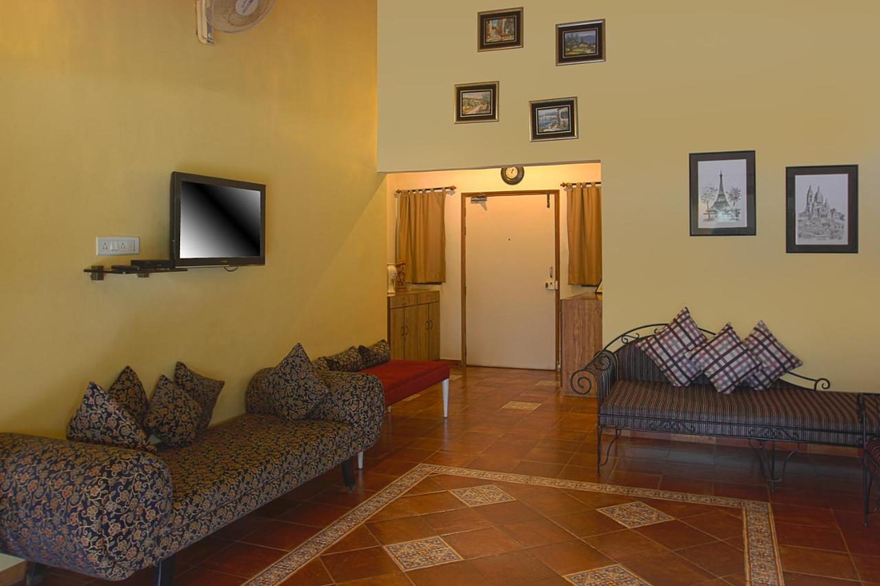 Golden Fields Resort Paud Exterior photo